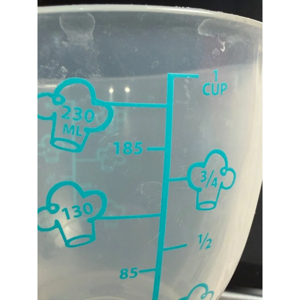 Tupperware 1 Cup kids Mixing Measuring Pitcher Frosted Plastic Teal Markings